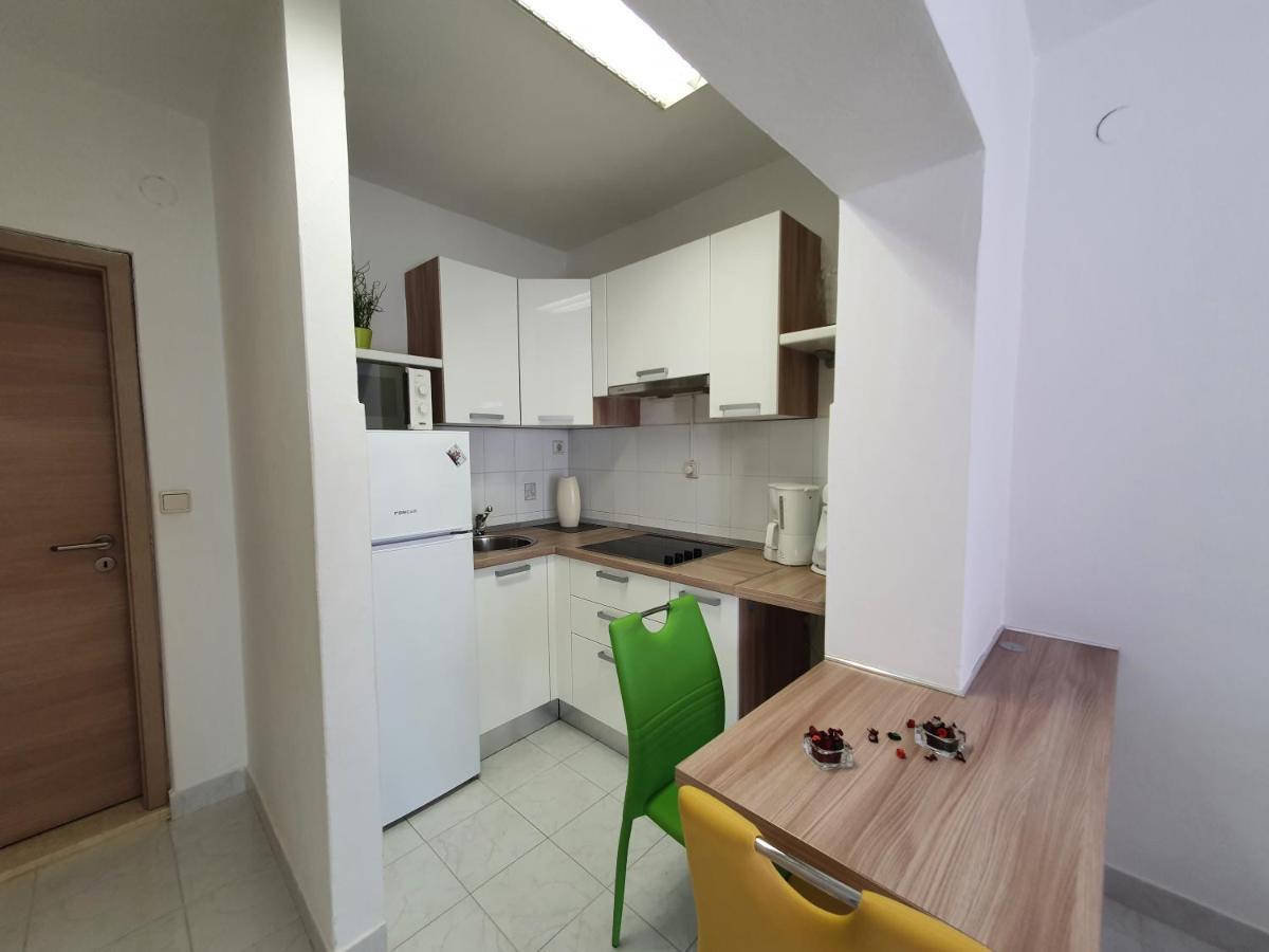 קרק Apartmani Alta מראה חיצוני תמונה
